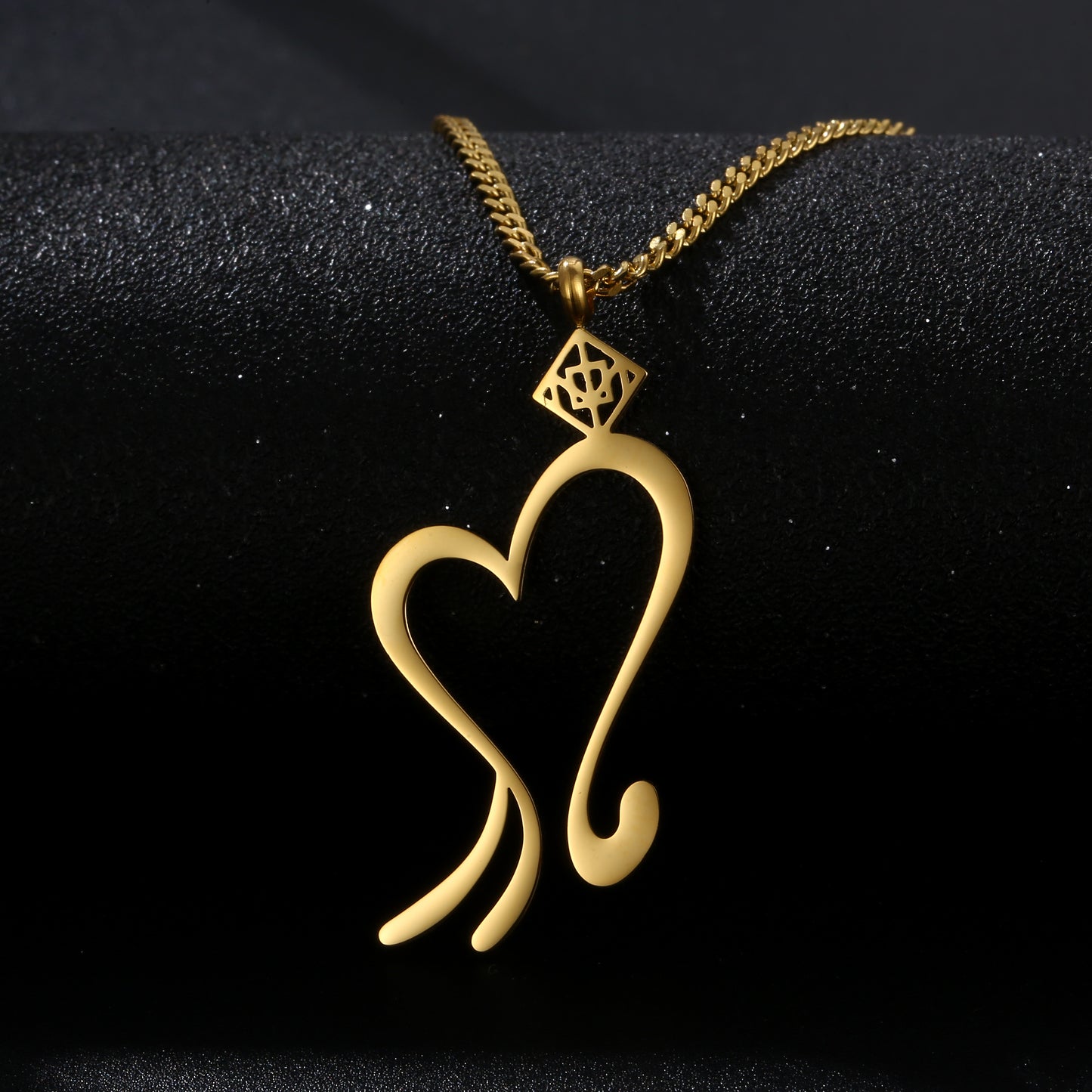 Madar Heart Necklace - OMID