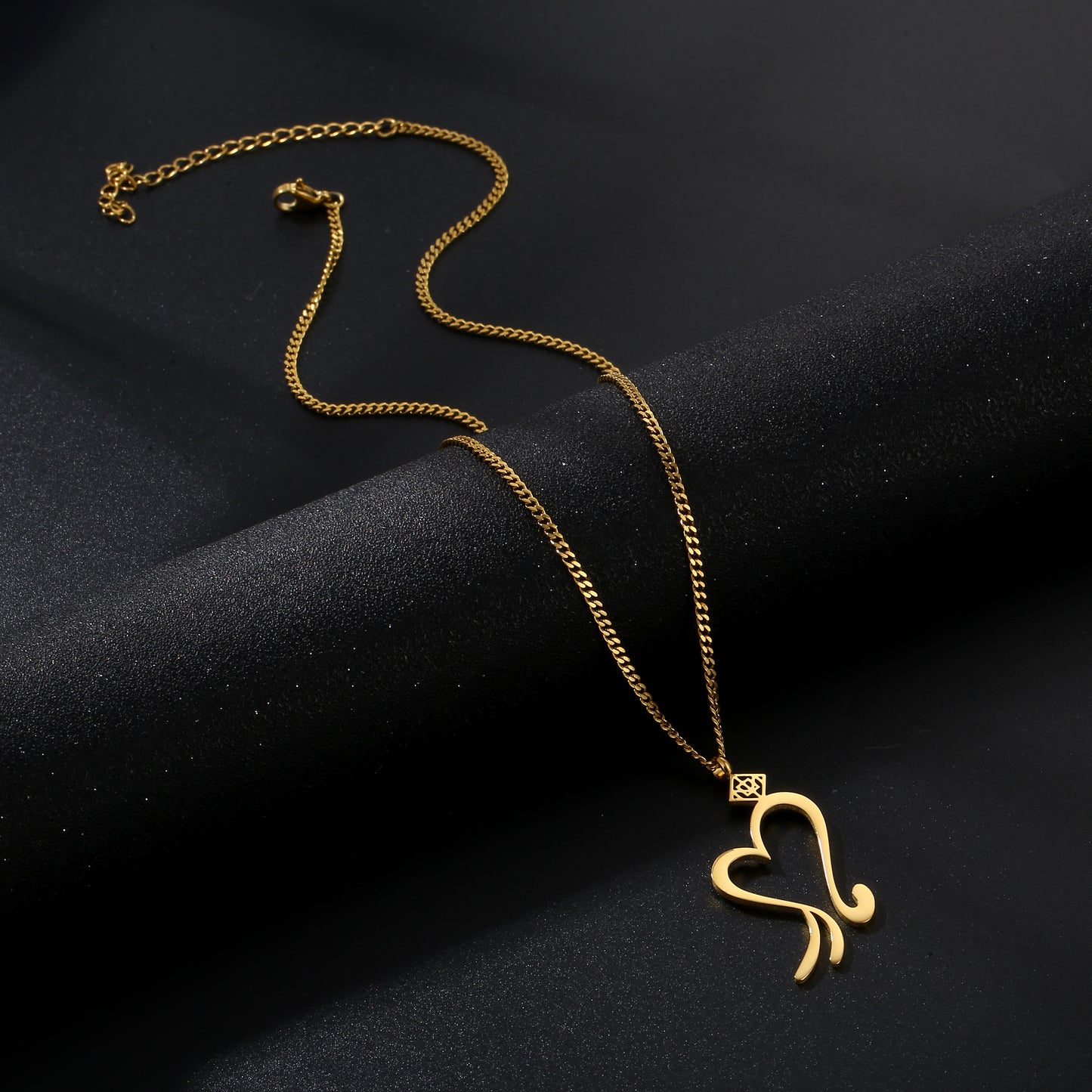 Madar Heart Necklace - OMID